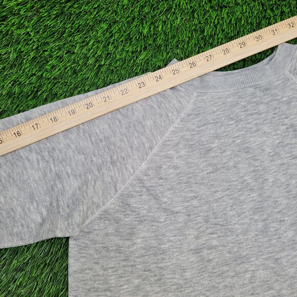 Vintage 1985 Penguin Sweatshirt Womens Medium 19x21 Gray - Picture 6 of 13